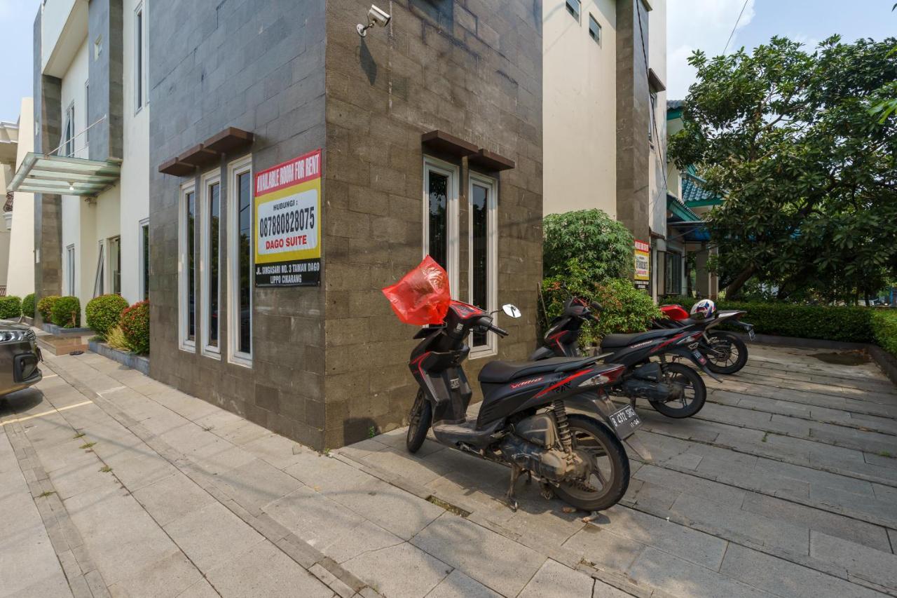 Dago Suites Syariah Cikarang Mitra Reddoorz Bekasi Exteriör bild