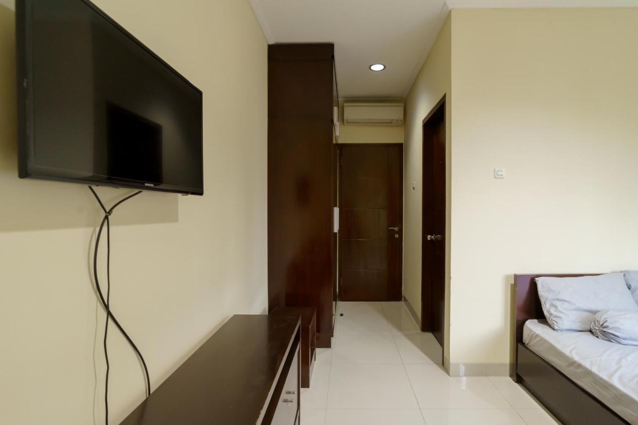 Dago Suites Syariah Cikarang Mitra Reddoorz Bekasi Exteriör bild